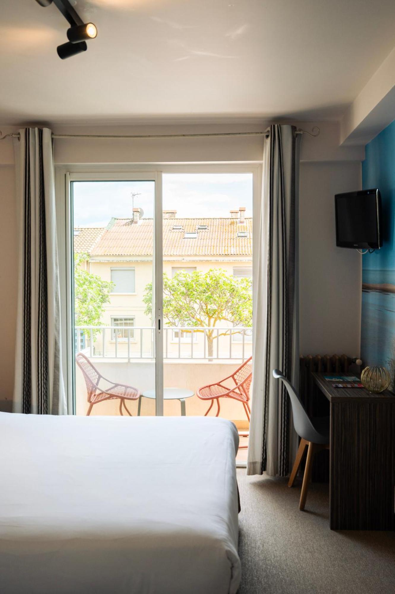 Hotel Du Midi 3*
